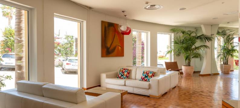 维拉卢兹(Vila Luz)图片