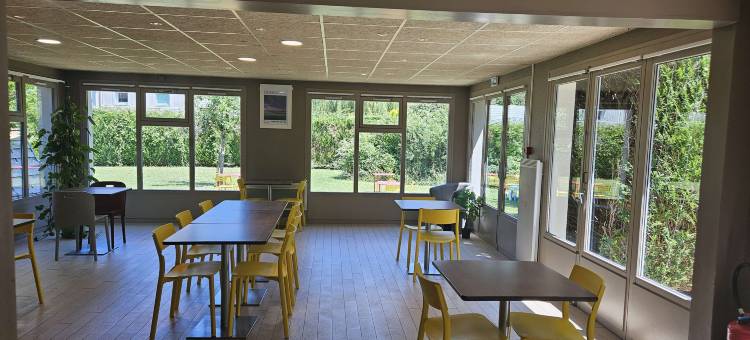 道维拉圣阿奴特康铂酒店(Campanile Deauville - Saint Arnoult)图片