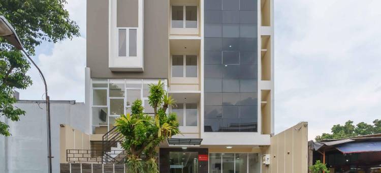 红多兹普拉斯酒店-近埃卡医院BSD5(RedDoorz Plus Near Eka Hospital BSD 5)图片