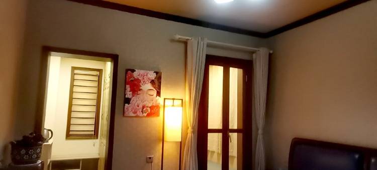 庐山东门三间房小院(石牛路分店)图片