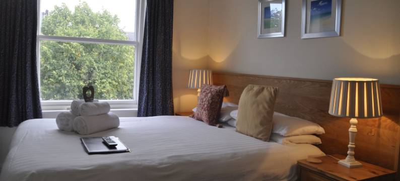 雅顿之家(Arden House)图片