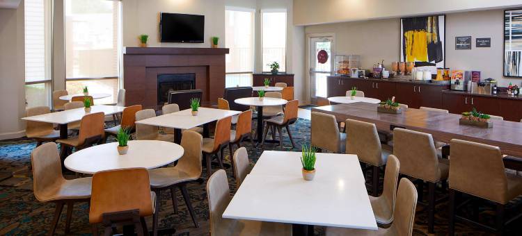 亚特兰大机场北/弗吉尼亚大道居家酒店(Residence Inn by Marriott Atlanta Airport North/Virginia Ave)图片