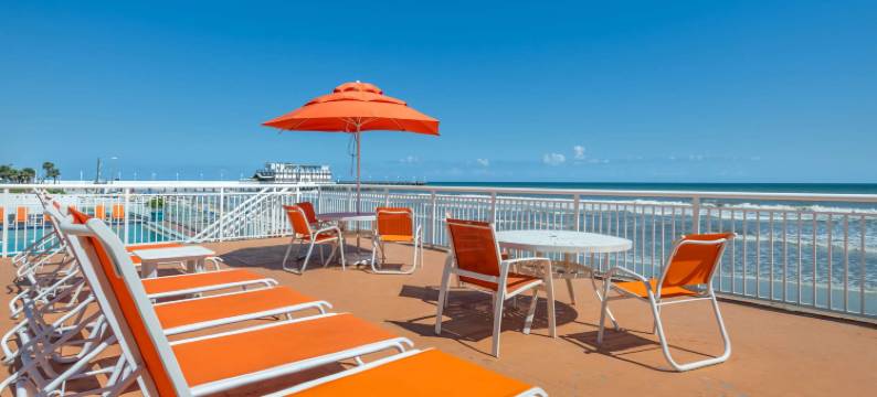 代托纳比奇海滨舒适酒店(Comfort Inn & Suites Daytona Beach Oceanfront)图片