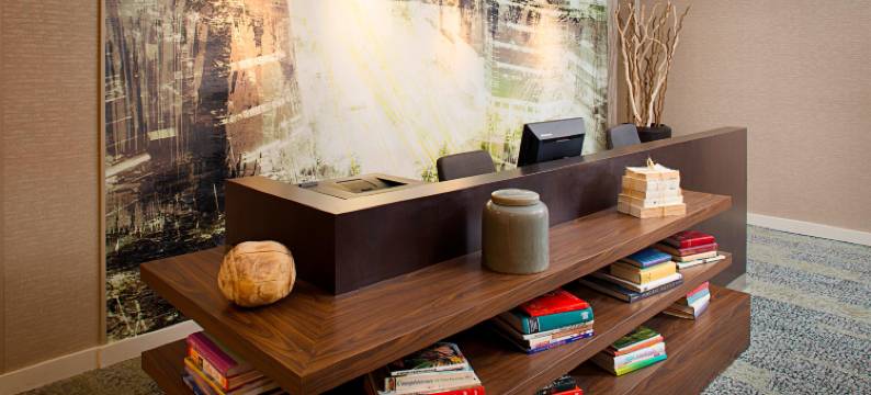 万豪西棕榈滩机场万怡酒店(Courtyard by Marriott West Palm Beach Airport)图片