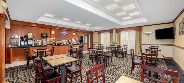 普瑞特呗盟酒店(Baymont by Wyndham Pratt)图片