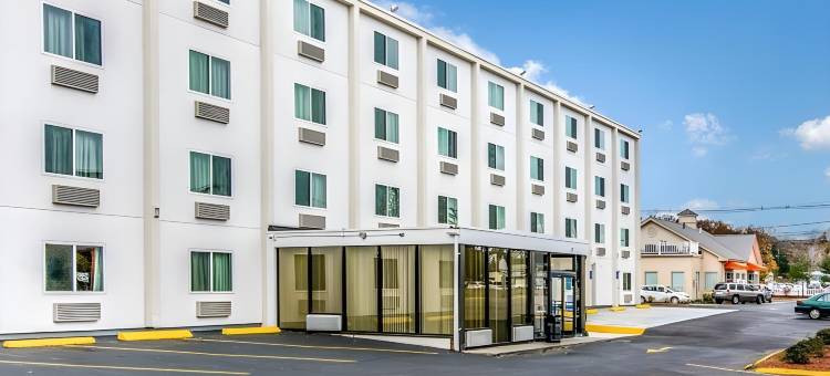 波士顿西 - 弗雷明汉6号汽车旅馆(Motel 6 Framingham, MA - Boston West)图片