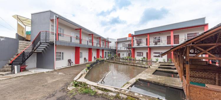 红多兹酒店-近希温德伊开心农场(RedDoorz Near Happy Farm Ciwidey)图片