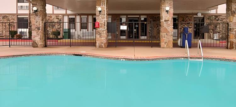 克拉丽奥波因特(Clarion Pointe)图片