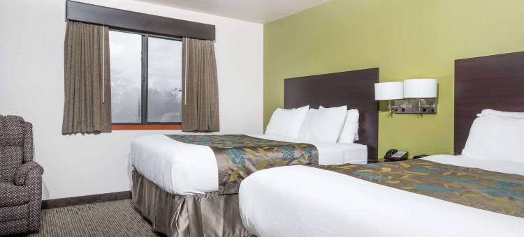 欧克莱尔呗盟套房酒店(Baymont by Wyndham Eau Claire WI)图片