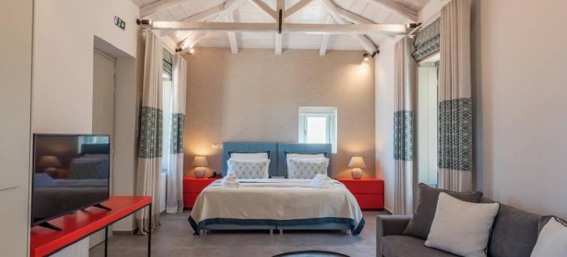 桑帕提基套房 - 海景豪华套房含早餐和温泉(Sampatiki Suites - Seaview Luxury Suites with Breakfast and Spa)图片