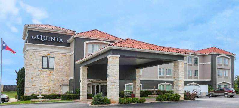 弗雷德里克斯堡拉昆塔温德姆套房酒店(La Quinta Inn & Suites by Wyndham Fredericksburg)图片