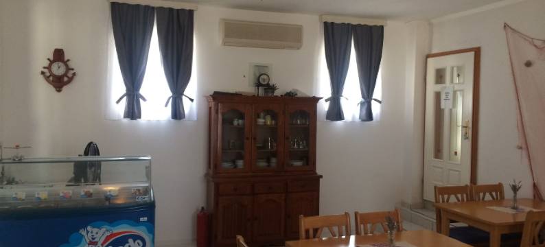 梅纳洛别墅酒店(Villa Menalo)图片