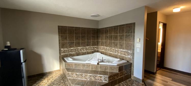 格林贝速8酒店-近体育场(Super 8 by Wyndham Green Bay Near Stadium)图片