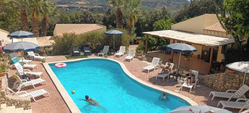 格鲁特泰斯莉酒店(Hotel Grotticelli)图片