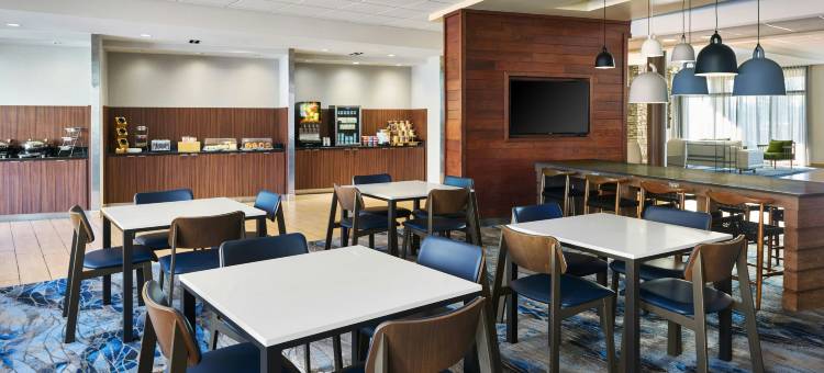 诺克斯维尔土耳其溪万枫套房酒店(Fairfield Inn & Suites Knoxville Turkey Creek)图片