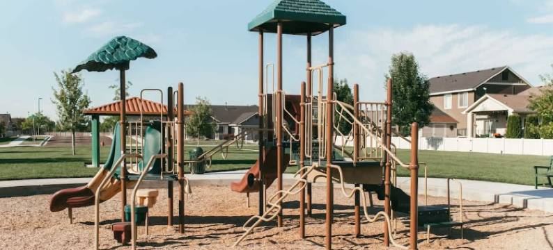 Hot Tub and Community Pool Access - Modern Family Retreat图片