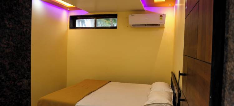 VR鲁德拉公寓酒店(VR Hotel & Rudra Residency)图片