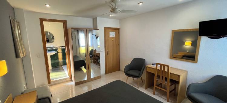 塔尔斯旅馆(Hostal Tarrés)图片