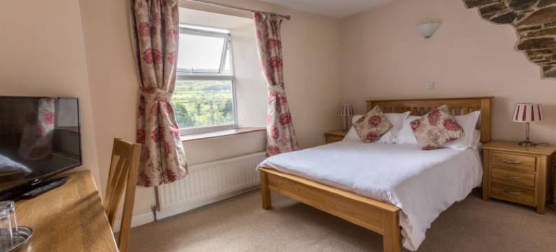 恩布尔顿水疗酒店(Embleton Spa Hotel & Apartments)图片