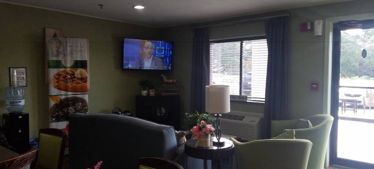 塞达镇品质酒店(Quality Inn Cedartown)图片