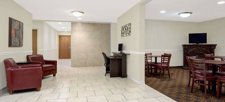 格林斯伯勒戴斯酒店(Days Inn by Wyndham Greensboro NC)图片