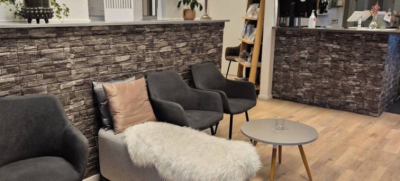 斯莫兰斯泰纳酒店(Smålandsstenar Hotell)图片