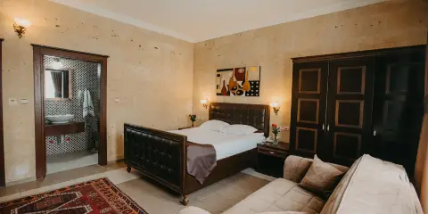 哥樂美皇家石屋酒店