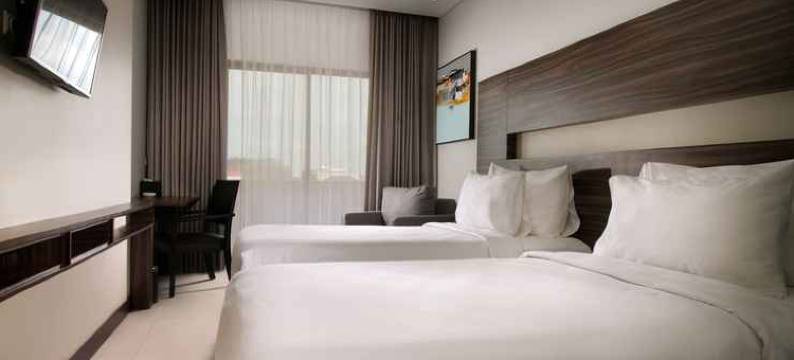 赫利俄斯博恩酒店(Helios Hotel & Convention)图片