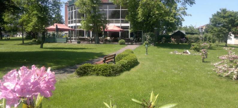 海伦斯廷斯赫劳斯酒店(Schloss Herrenstein)图片