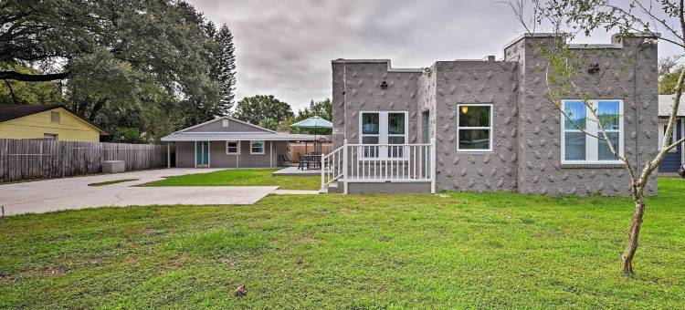 可步行的冬季花园小屋：距市中心3个街区(Walkable Winter Garden Bungalow: 3 Blocks to Dtwn)图片