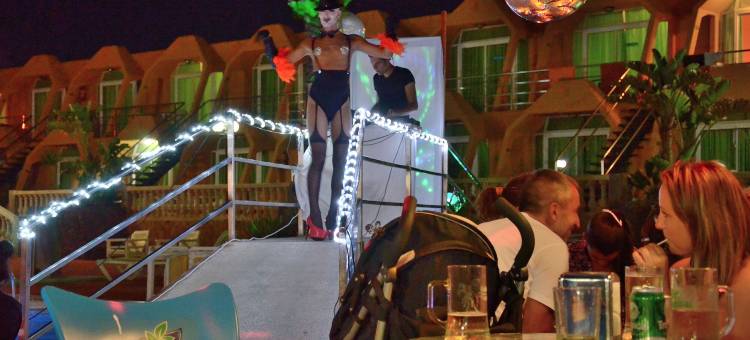 拉皮拉米特公寓酒店(Aparthotel la Piramide)图片