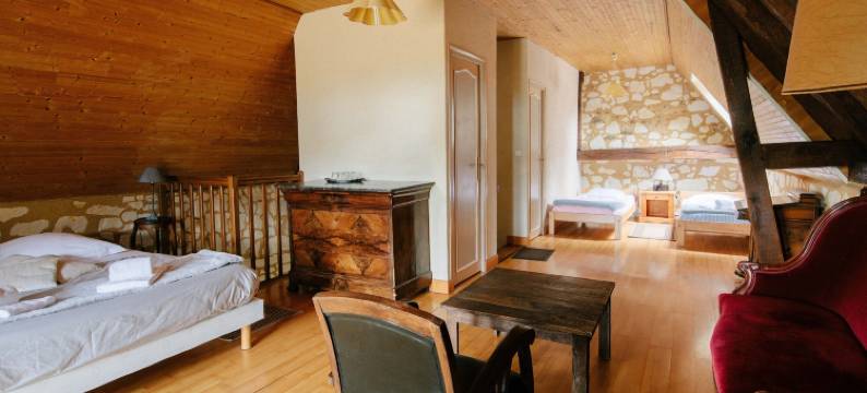 勒洛吉斯德普瓦利尔(Logis de Poëllier)图片