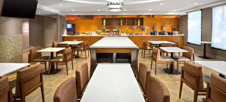 费拉格尔斯塔夫万豪SpringHill酒店(SpringHill Suites Flagstaff)图片