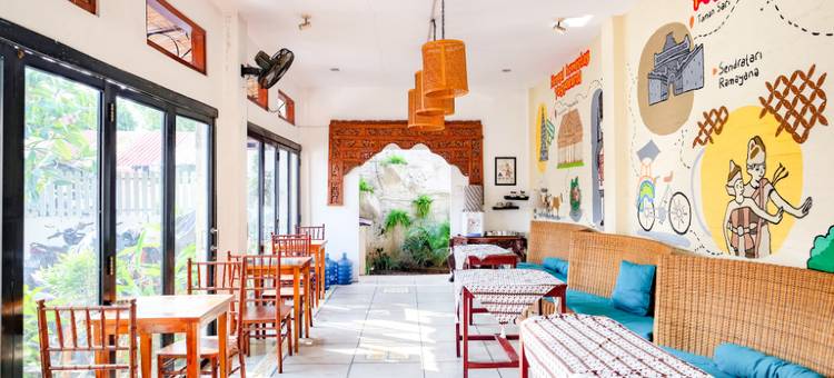 兴吉尔民宿沙利亚玛里奥波罗约加米特拉红多兹酒店(Hinggil Homestay Syariah Malioboro Yogya Mitra RedDoorz)图片