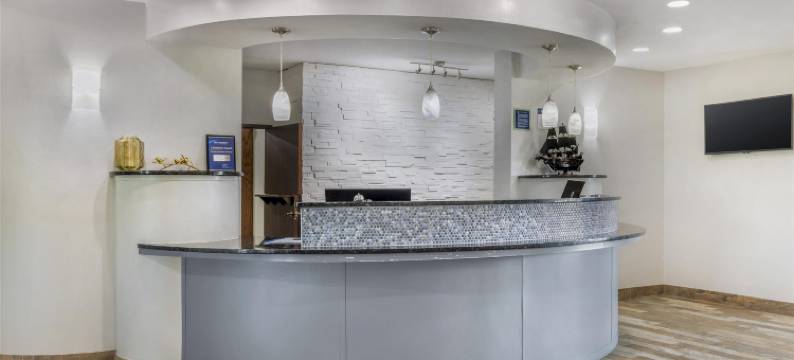 沃思堡福里斯特希尔贝斯特韦斯特优质套房酒店(Best Western Plus Fort Worth Forest Hill Inn  Suites)图片