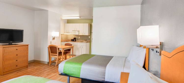 阿拉巴马欧佩莱卡 - 奥本 6 号开放式客房酒店(Studio 6 Opelika, Al - Auburn Al)图片