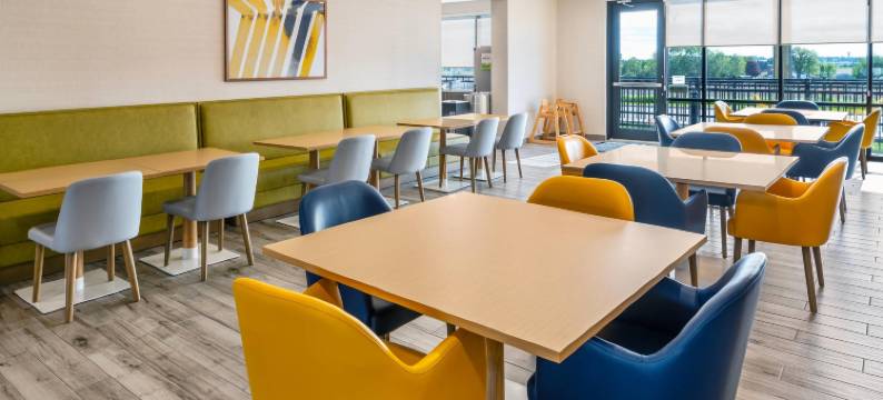 舒适酒店及套房(Comfort Inn  & Suites)图片