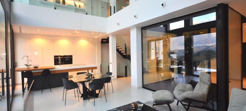 Villa in Búger with Rooftop Pool & Scenic Views图片
