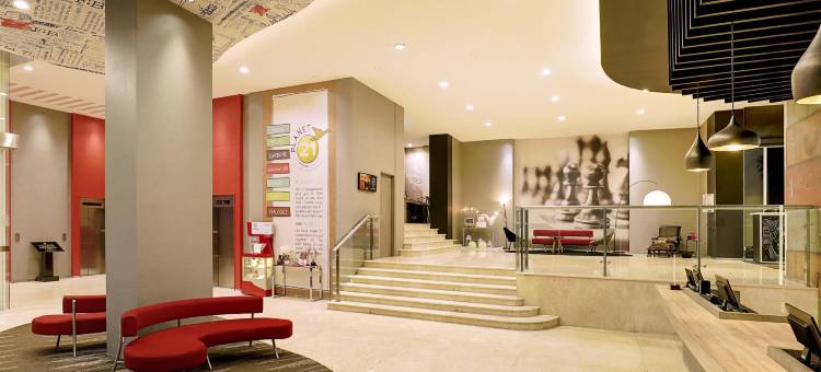 宜必思雅加达哈尔莫尼酒店(Ibis Jakarta Harmoni)图片