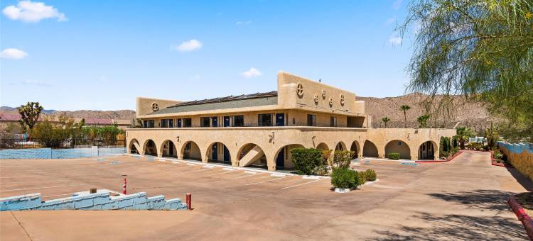 约书亚树国家公园美洲最佳价值套房酒店(Americas Best Value Inn and Suites Yucca Valley)图片