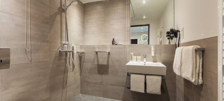 IHG旗下柏林机场Candlewood Suites酒店(Candlewood Suites BERLIN AIRPORT by IHG)图片