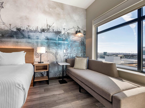 波特兰下城-旧港区坎布里亚酒店