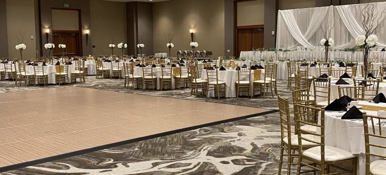 贝城河滨希尔顿逸林酒店(DoubleTree by Hilton Hotel Bay City-Riverfront)图片