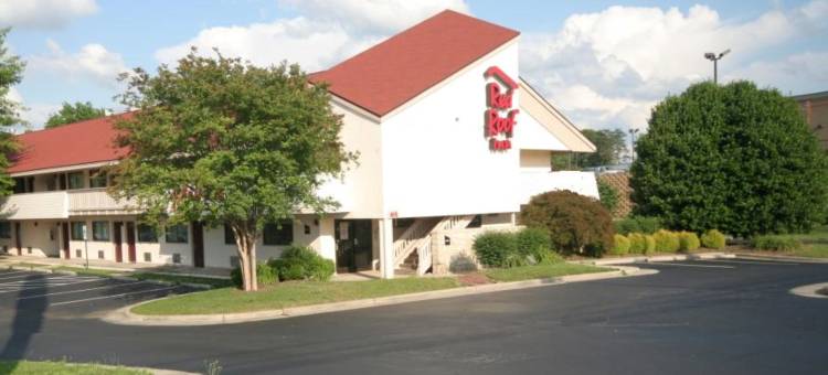格林斯伯勒机场红屋顶酒店(Red Roof Inn Greensboro Airport)图片