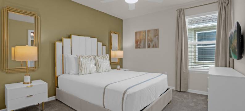 Upstay十卧室家庭度假屋，带泳池、热水浴缸和游戏室(Upstay 10Br Family Retreat w Pool Hot Tub & Games)图片