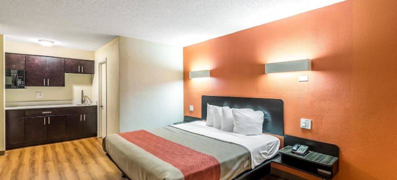 新不伦瑞克Motel 6，NJ(Motel 6 New Brunswick, NJ)图片