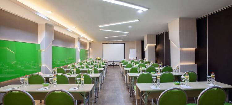 迪达麦克斯万酒店(MaxOneHotel Tidar Surabaya)图片