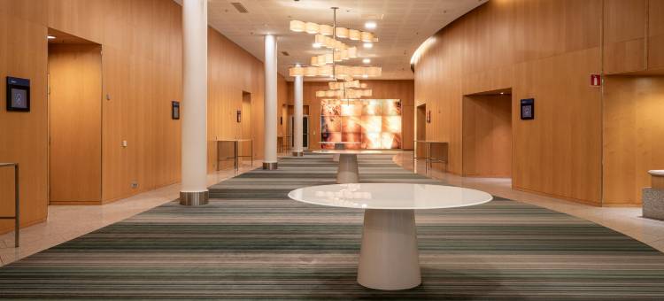 赫尔辛基机场希尔顿酒店(Hilton Helsinki Airport)图片