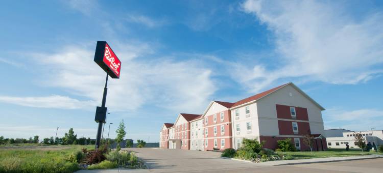 迪金森红顶套房酒店(Red Roof Inn & Suites Dickinson)图片