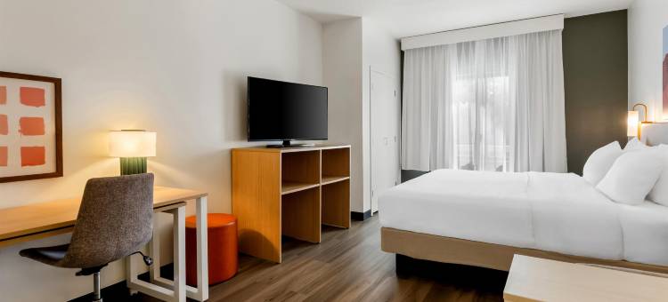 斯帕克塞勒姆东电力路酒店 by Hilton(Spark by Hilton Salem East Electric Road)图片